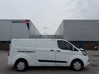 Ford Transit Custom 2.0 TDCi 96Kw L2  Navi - Euro6 picture 4