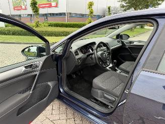 Volkswagen Golf 1.0 TSi 85Kw Clima - Navi picture 10