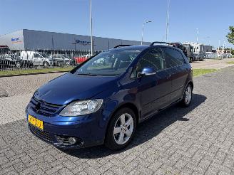 uszkodzony samochody osobowe Volkswagen Golf plus 1.4 TSI 90Kw AUTOMAAT Clima 2008/9