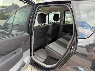 Renault Scenic 1.6 16V 82Kw Clima picture 14
