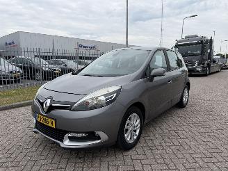 Unfallwagen Renault Scenic Clima - Navi 2014/2