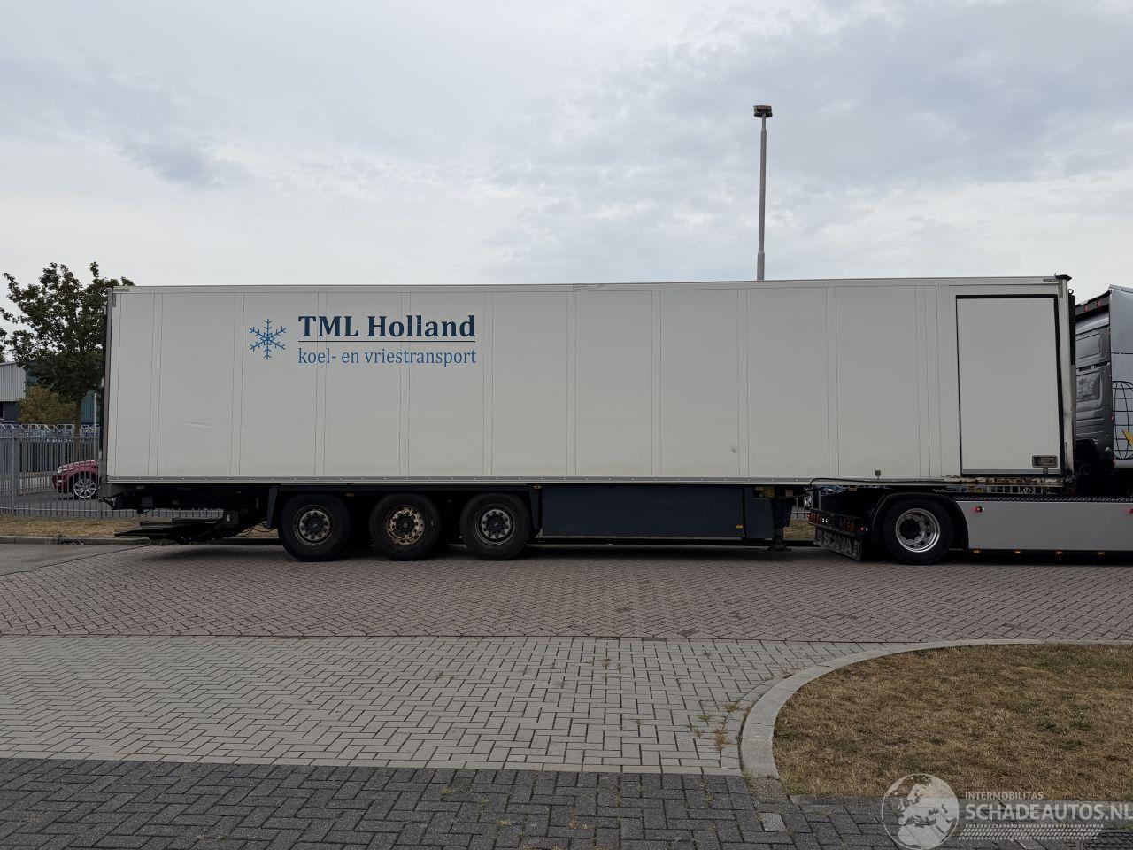 Schmitz Cargobull  SKO 24 3-Asser Koeler