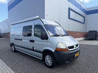 skadebil camper Renault  Master 2.5 DCI 84kw AIRCO 2004/9
