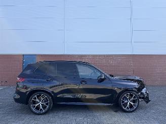 Schadeauto BMW X5 xDrive30d High Executive 2023/2