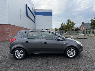 Opel Corsa 1.2 16V Anniversary Edition  AIRCO picture 5