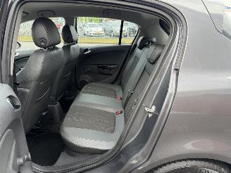 Opel Corsa 1.2 16V Anniversary Edition  AIRCO picture 13