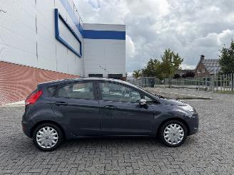 Schadeauto Ford Fiesta 1.25 Champion AIRCO 2012/12