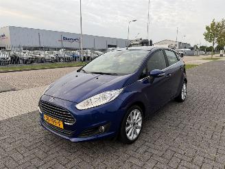 krockskadad bil auto Ford Fiesta 1.0 74kw EcoBoost TITANIUM 2016/7