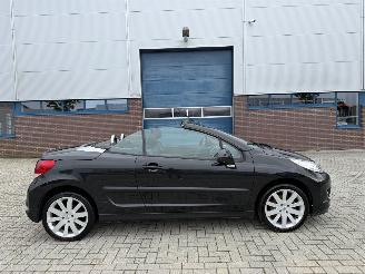 damaged passenger cars Peugeot 207 CC 1.6 VTi 88kw 2010/6