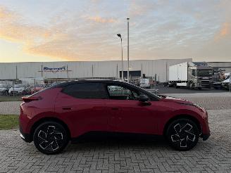 Schadeauto Lynk & Co  02 More 66kWh   200kW 2025/8