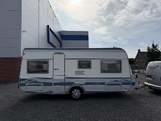 skadebil caravan Fendt  Saphir 2003/4