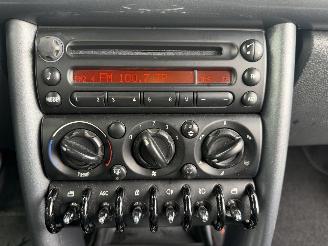 Mini Cooper 1.6 85Kw AIRCO picture 18