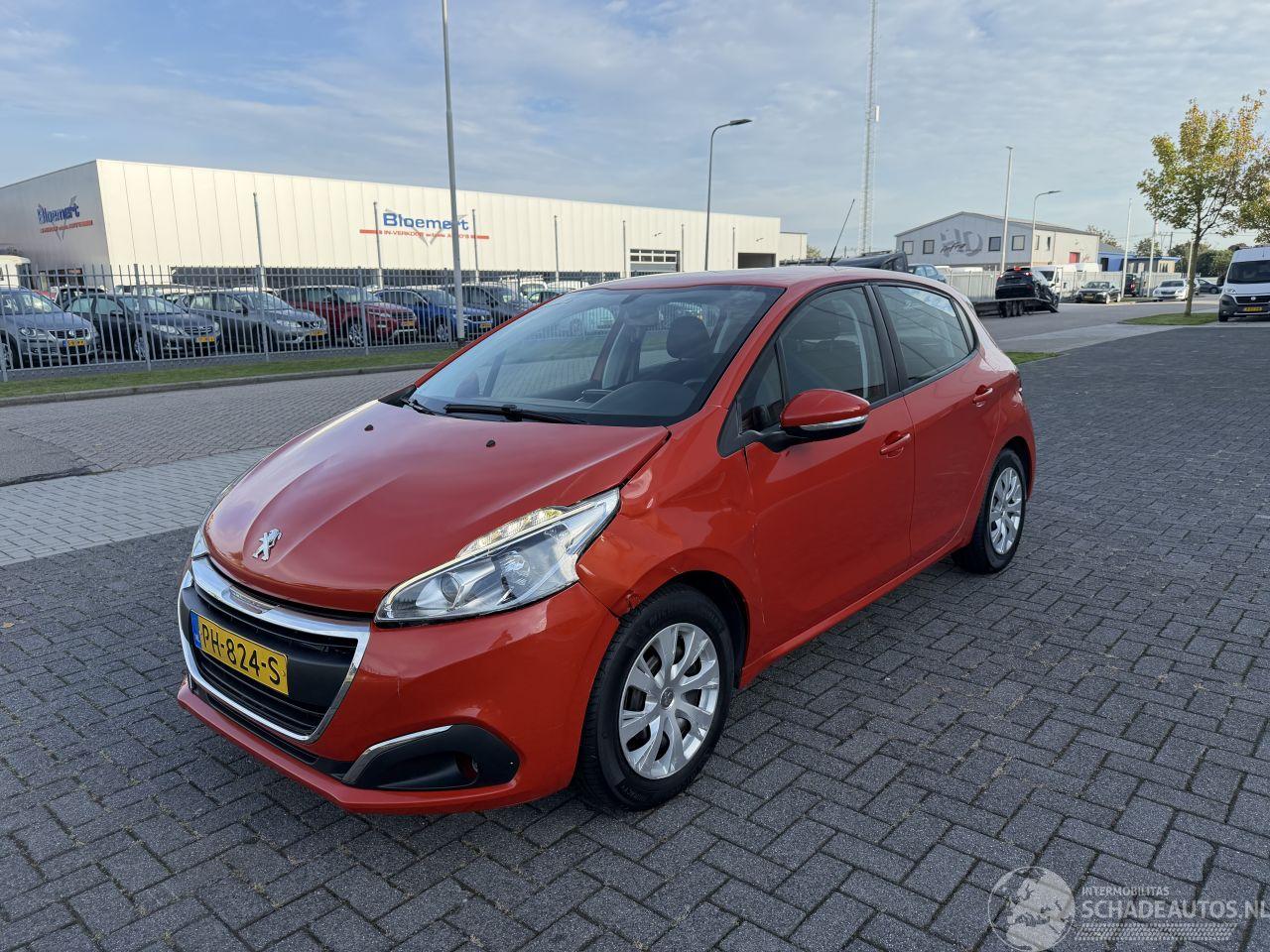 Peugeot 208 1.2 PureTech 60kw AIRCO Euro6