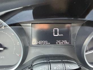 Peugeot 208 1.2 PureTech 60kw AIRCO Euro6 picture 23