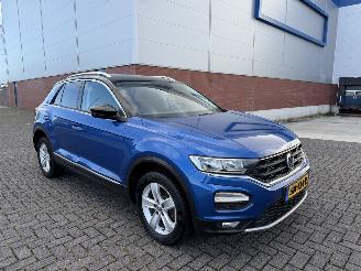 Volkswagen T-Roc 1.5 TSI 110kw  AUTOMAAT picture 3