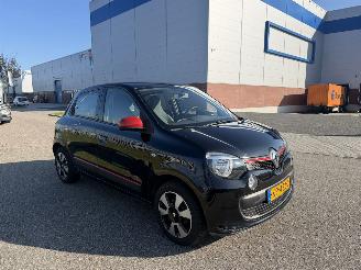 Schadeauto Renault Twingo 1.0 SCe Collection AIRCO 2016/10