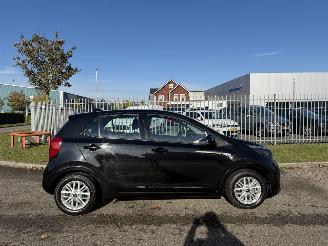 Kia Picanto 1.0 Dynamic Line AIRCO picture 10