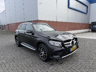 uszkodzony samochody osobowe Mercedes GLC 350e 4MATIC plug in hybrid 2017/1