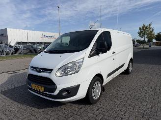 krockskadad bil bedrijf Ford Transit Custom 2.0 TDCI 96kw Airco - Euro6 2017/10