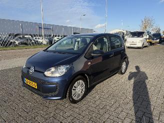 skadebil auto Volkswagen Up! 1.0 BlueMotion 44 Kw AIRCO 2015/8