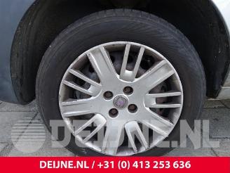 Fiat Doblo Doblo Cargo (223), Van, 2001 / 2010 1.3 D 16V Multijet DPF picture 10