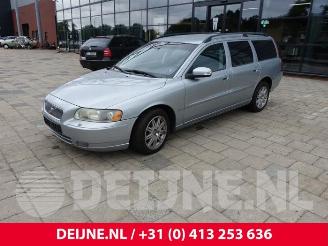 Volvo V-70 V70 (SW), Combi, 1999 / 2008 2.4 D5 20V picture 3