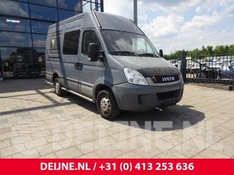 Iveco Daily New Daily IV, Van, 2006 / 2011 35C14V, C14V/P, S14C, S14C/P, S14V, S14V/P picture 1