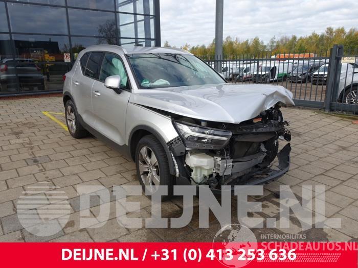 Volvo XC40 XC40 (XZ), SUV, 2017 1.5 T3 12V