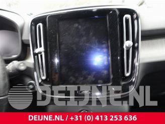 Volvo XC40 XC40 (XZ), SUV, 2017 2.0 T4 Geartronic 16V picture 30