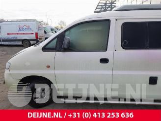 Hyundai H-200 H-1/H-200, Van, 1997 / 2008 2.5 TD picture 16