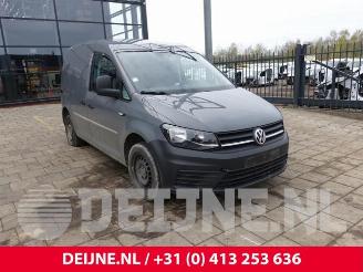 Salvage car Volkswagen Caddy Caddy IV, Van, 2015 2.0 TDI 102 2016/10