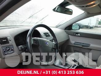 Volvo S-40 S40 (MS), Sedan, 2004 / 2012 1.8 16V picture 21