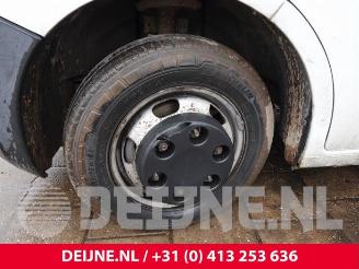 Renault Master Master III (EV/HV/UV/VA/VB/VD/VF/VG/VJ), Chassis-Cabine, 2010 2.3 dCi 165 16V RWD picture 10