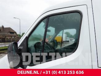 Renault Master Master III (EV/HV/UV/VA/VB/VD/VF/VG/VJ), Chassis-Cabine, 2010 2.3 dCi 165 16V RWD picture 13