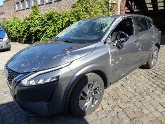 uszkodzony samochody osobowe Nissan Qashqai  2021/9