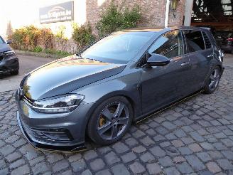 damaged passenger cars Volkswagen Golf Trendline 2019/2