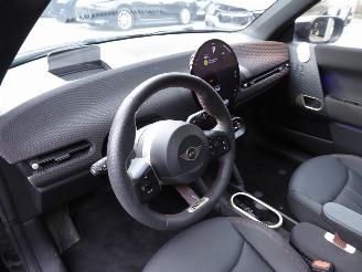 Mini Cooper SE BEV John Cooper Works picture 14