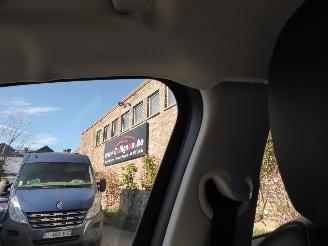 BMW 3-serie 318 d Advantage picture 26