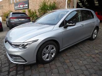 Voiture accidenté Volkswagen Golf VIII Lim. Life eTSI 2021/8