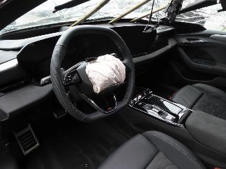 Audi A6 e-tron Avant performance S Line picture 17