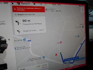 Tesla Model Y Long Range Dual AWD picture 21