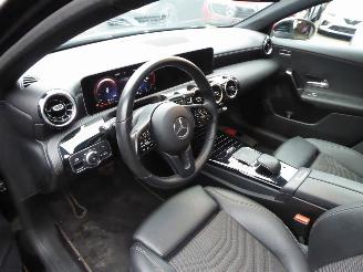 Mercedes A-klasse 200 d picture 8