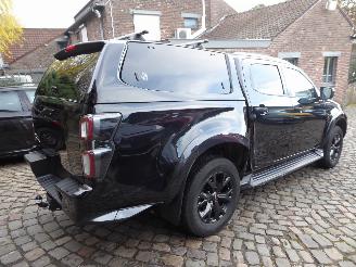 Isuzu D-Max Double Cab 4WD V-CROSS picture 5