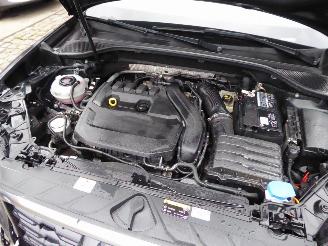 Audi Q2 35 TFSI S line picture 25