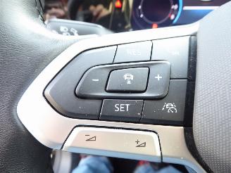 Volkswagen Golf 1.5 eHybrid OPF 110kW DSG Style picture 19