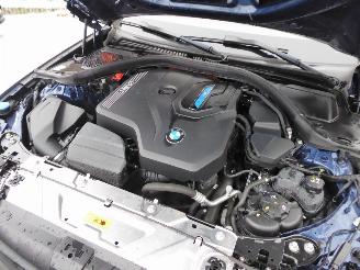 BMW 3-serie 320e Hyb picture 27