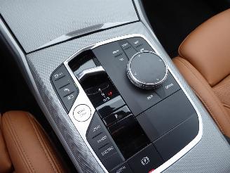 BMW 3-serie 320e Hyb picture 17