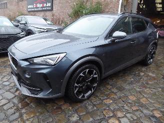 krockskadad bil auto Cupra Formentor VZ e-Hybrid 2024/2