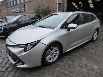 Schadeauto Toyota Corolla 1,8 Hybrid Comfort Touring 2023/2