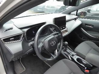 Toyota Corolla 1,8 Hybrid Comfort Touring picture 11